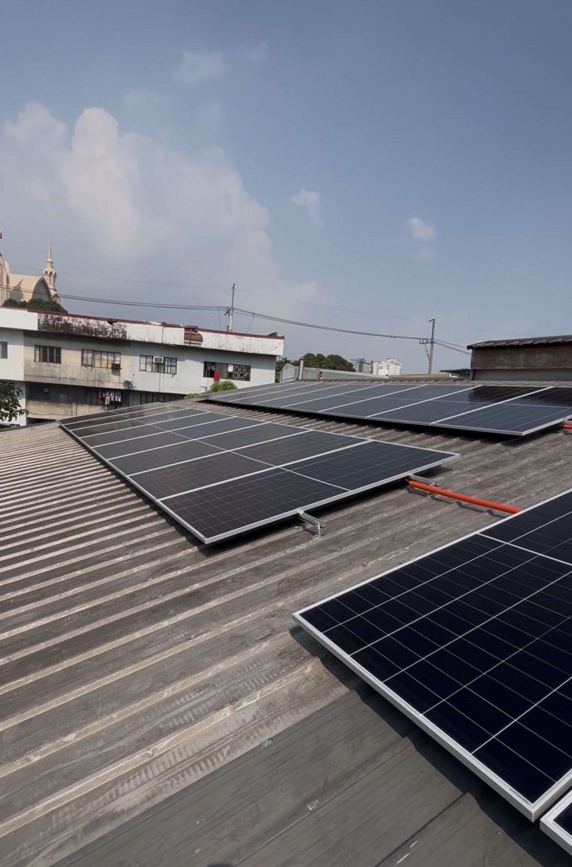 Hybrid rooftop panels